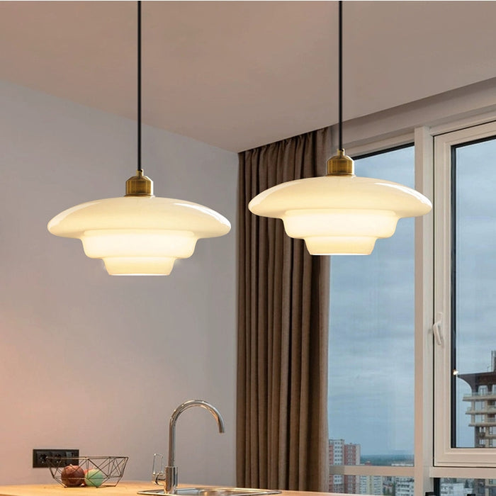 Geschichtete LED-Kuppelleuchte