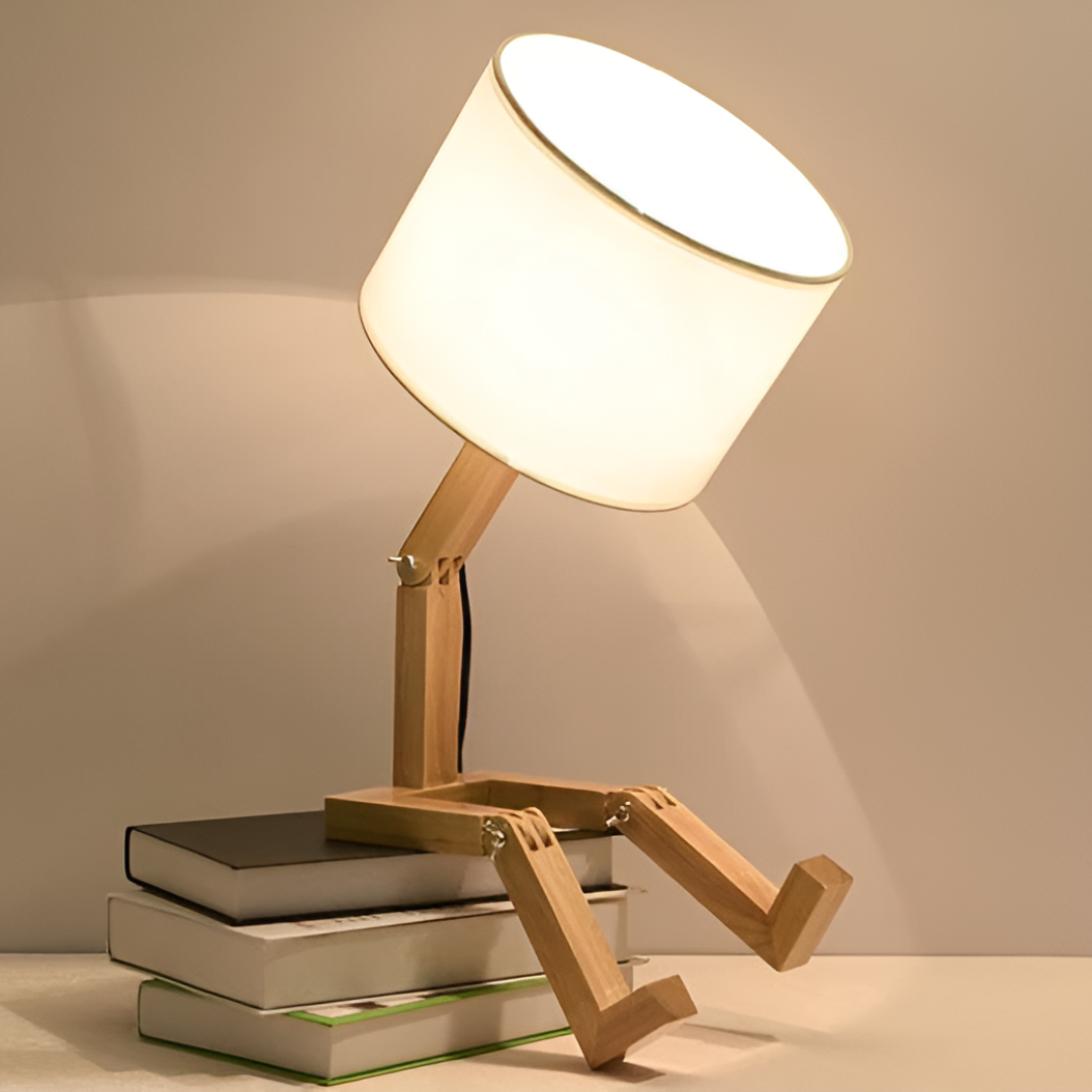 Creative Robot Tischlampe aus Holz