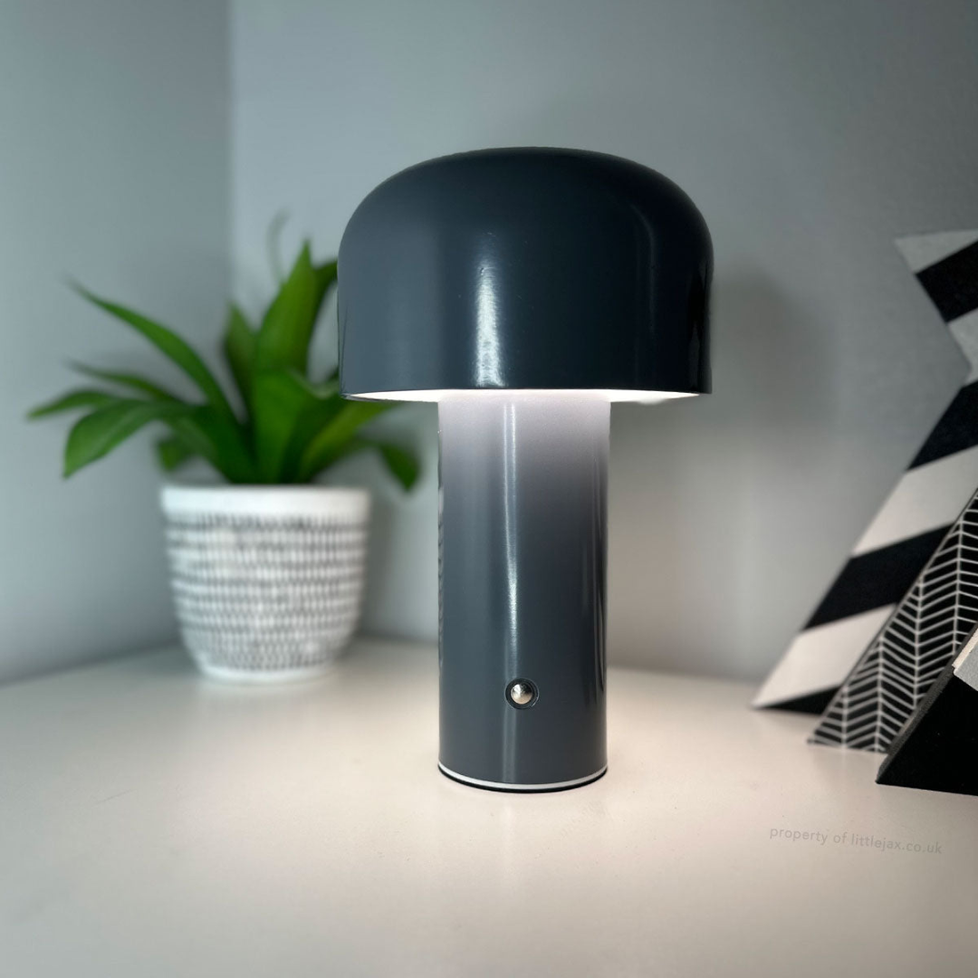 Moderne Wiederaufladbare LED Tischlampe in Pilzform