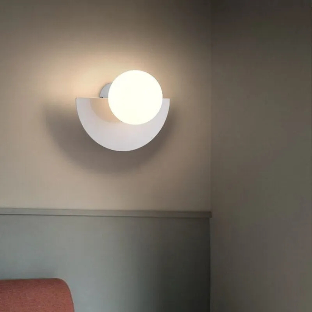 Elegante Halbmond LED-Wandleuchte