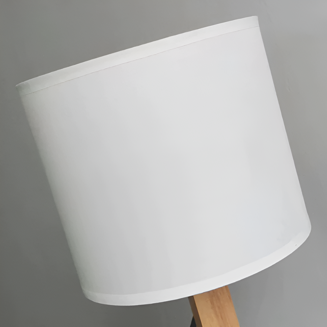 Creative Robot Tischlampe aus Holz