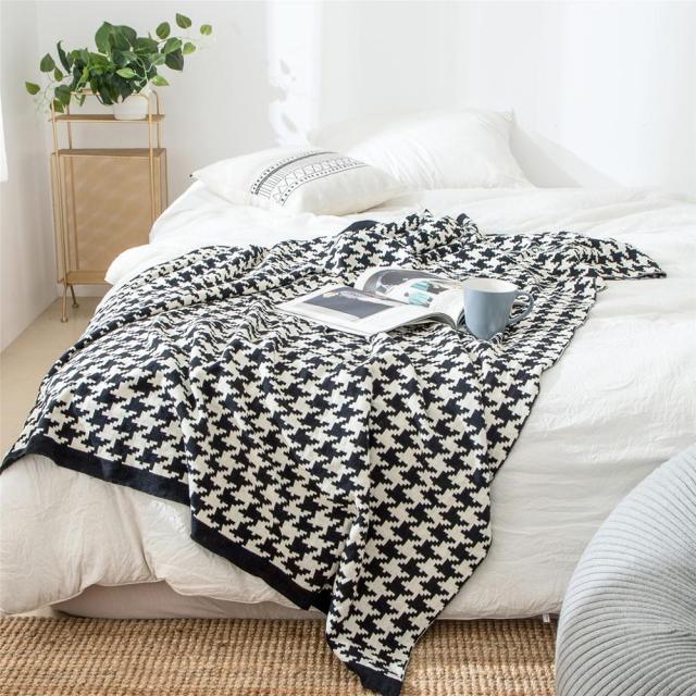 Kariertes Design Kuscheldecke