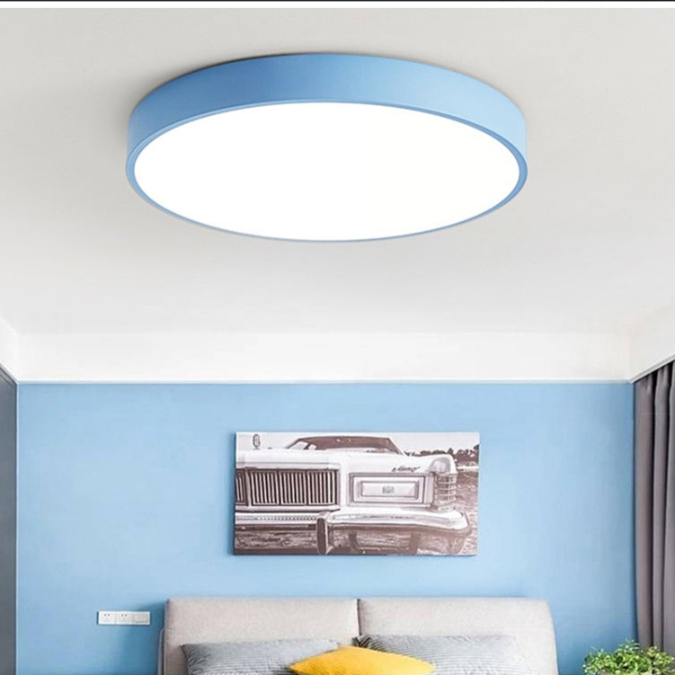 Moderne LED-Leuchte rund