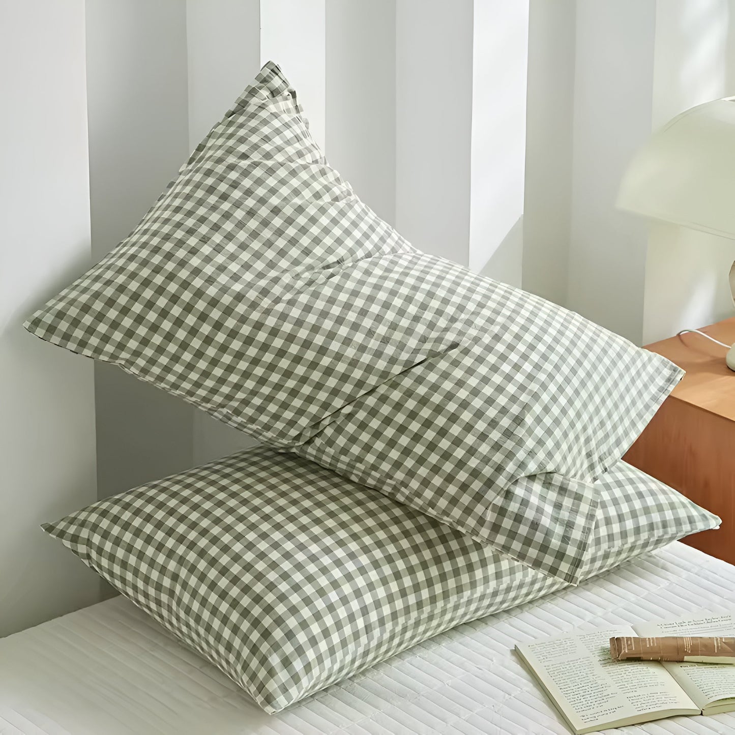 Stylischer Kissenbezug mit Karodesign