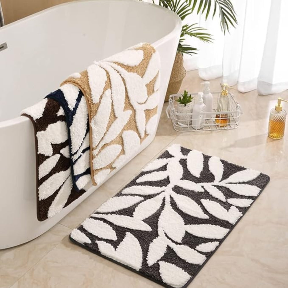 Badezimmerteppich mit Blättermuster