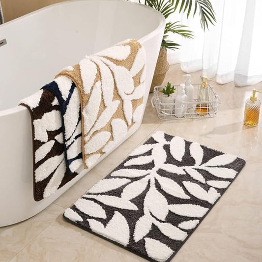Badezimmerteppich mit Blättermuster