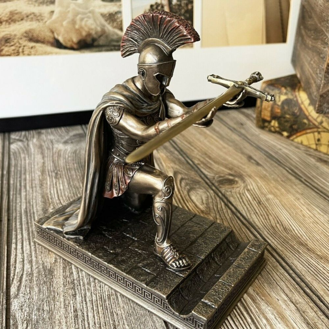 Griechischer Krieger als Statue