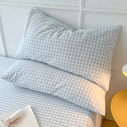 Stylischer Kissenbezug mit Karodesign