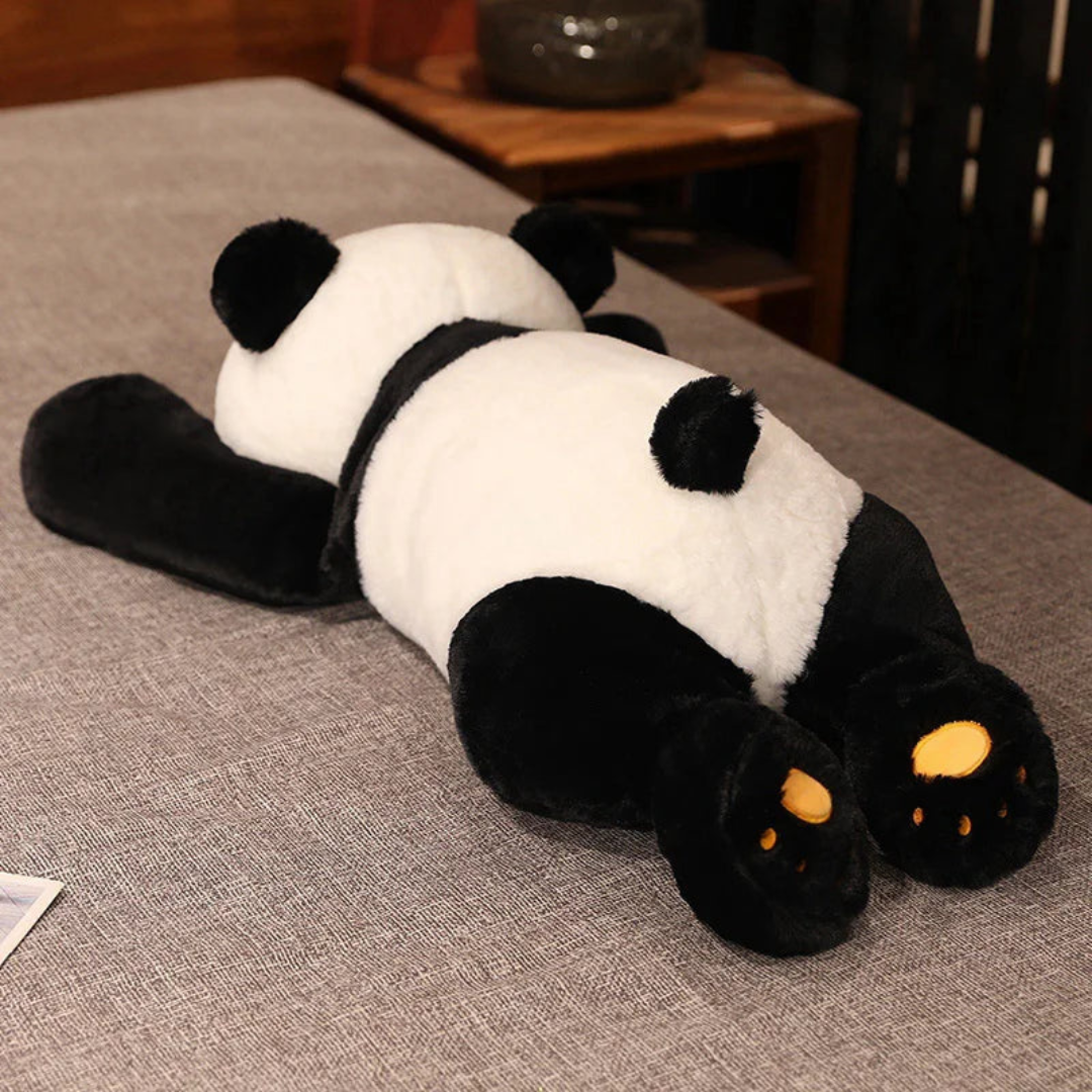 Schlafender Riesenpanda als Plüschtier