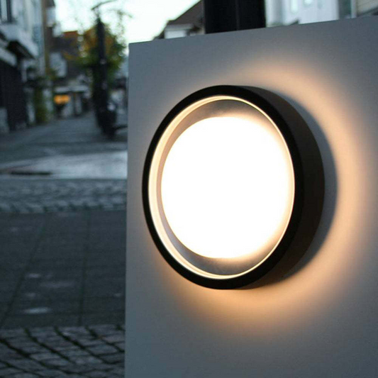 Flache LED-Wand- und Deckenlampen