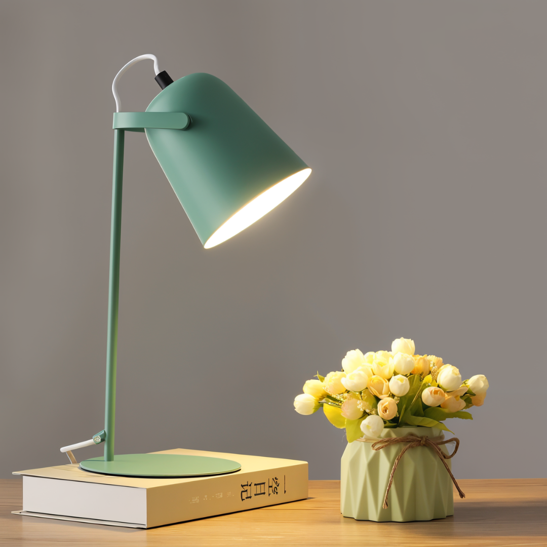 LED-Tischleuchte mit verstellbarem Kopf