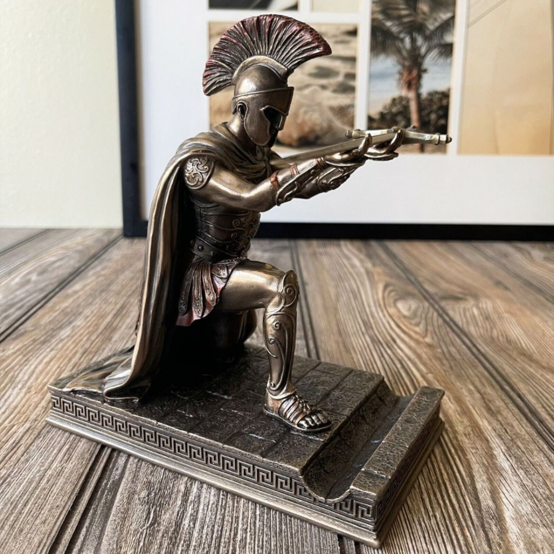 Griechischer Krieger als Statue