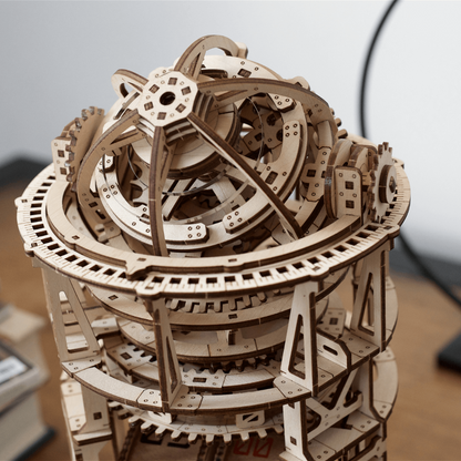Futuristische Tourbillon-Uhr