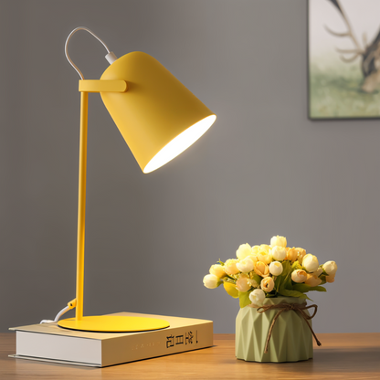 LED-Tischleuchte mit verstellbarem Kopf