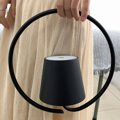 LED-Pendelleuchte ohne Kabel