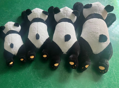 Schlafender Riesenpanda als Plüschtier