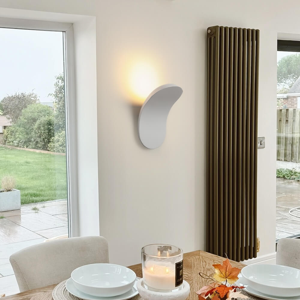 Moderne Wandlampe mit LED